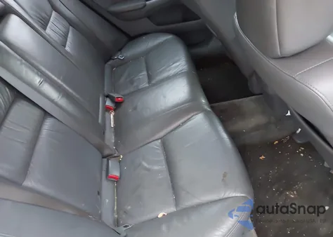 2004 Honda Accord 2.4 Ex from USA, damaged, VIN 1HGCM56864A049149